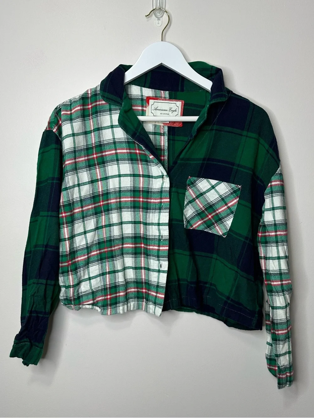 American Eagle Outfitters Lounge  Green Plaid‎ Cropped Button-Up Shirt XS